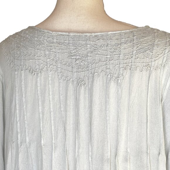 SOLITAIRE Women’s Boho Embroidered Gray Tunic Top Size 2X - Picture 8 of 11